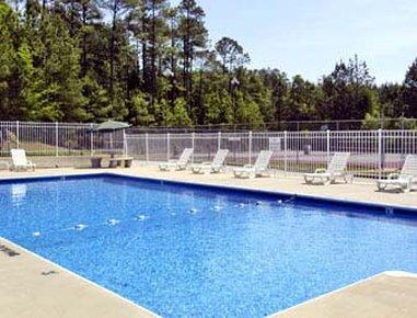 Days Inn Milledgeville Buitenkant foto